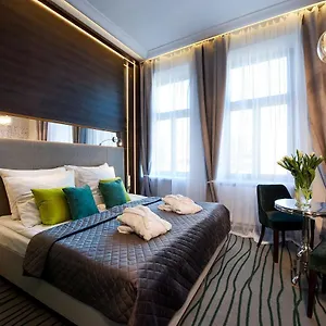 Plaza Boutique Отель