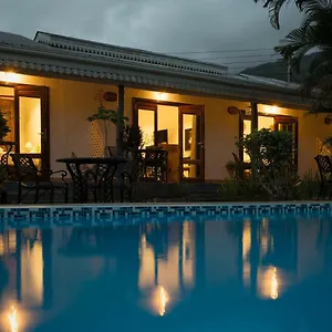 https://auberge-danse-boileau.maheislandhotels.com